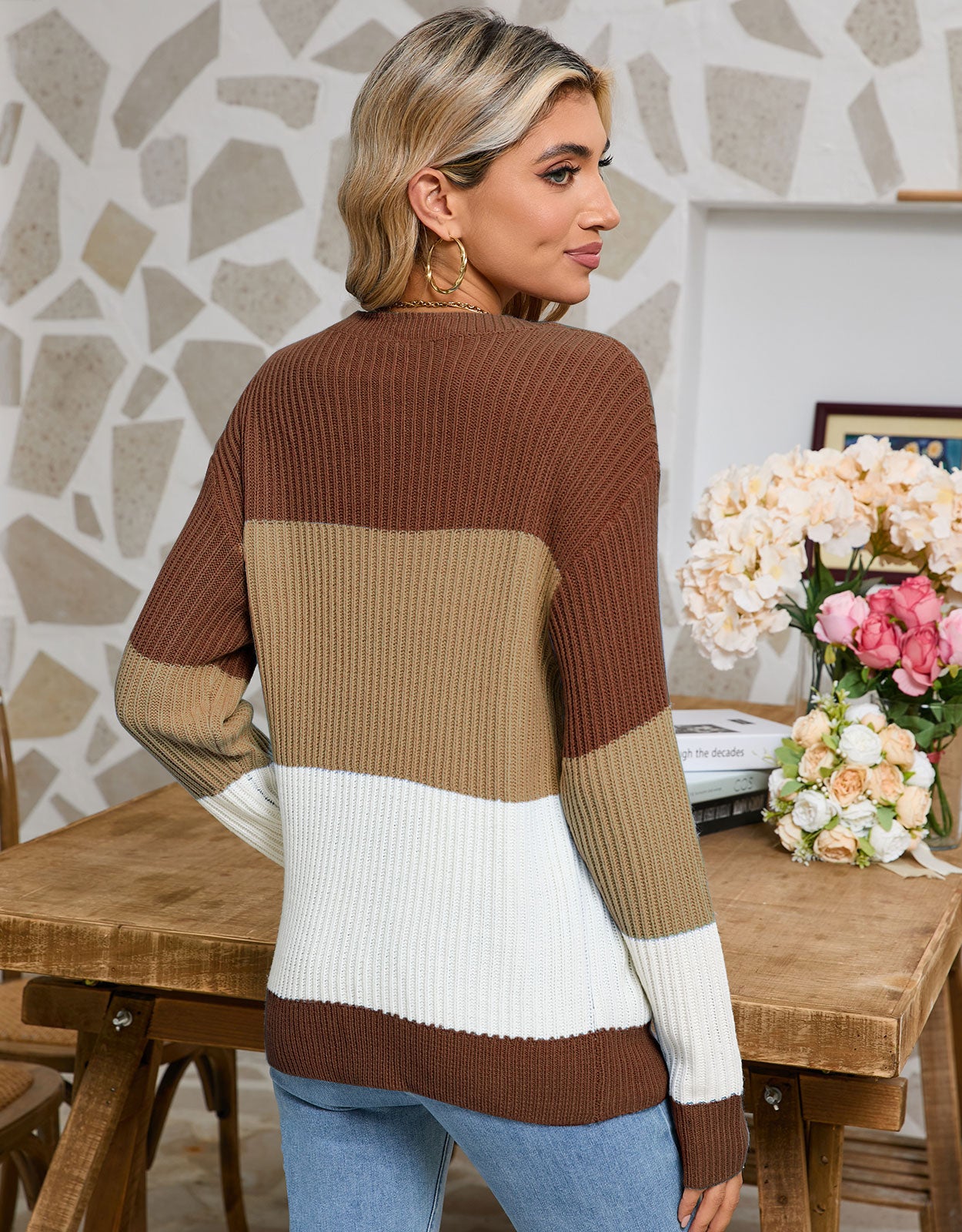 Round Neck Colorblock Sweater