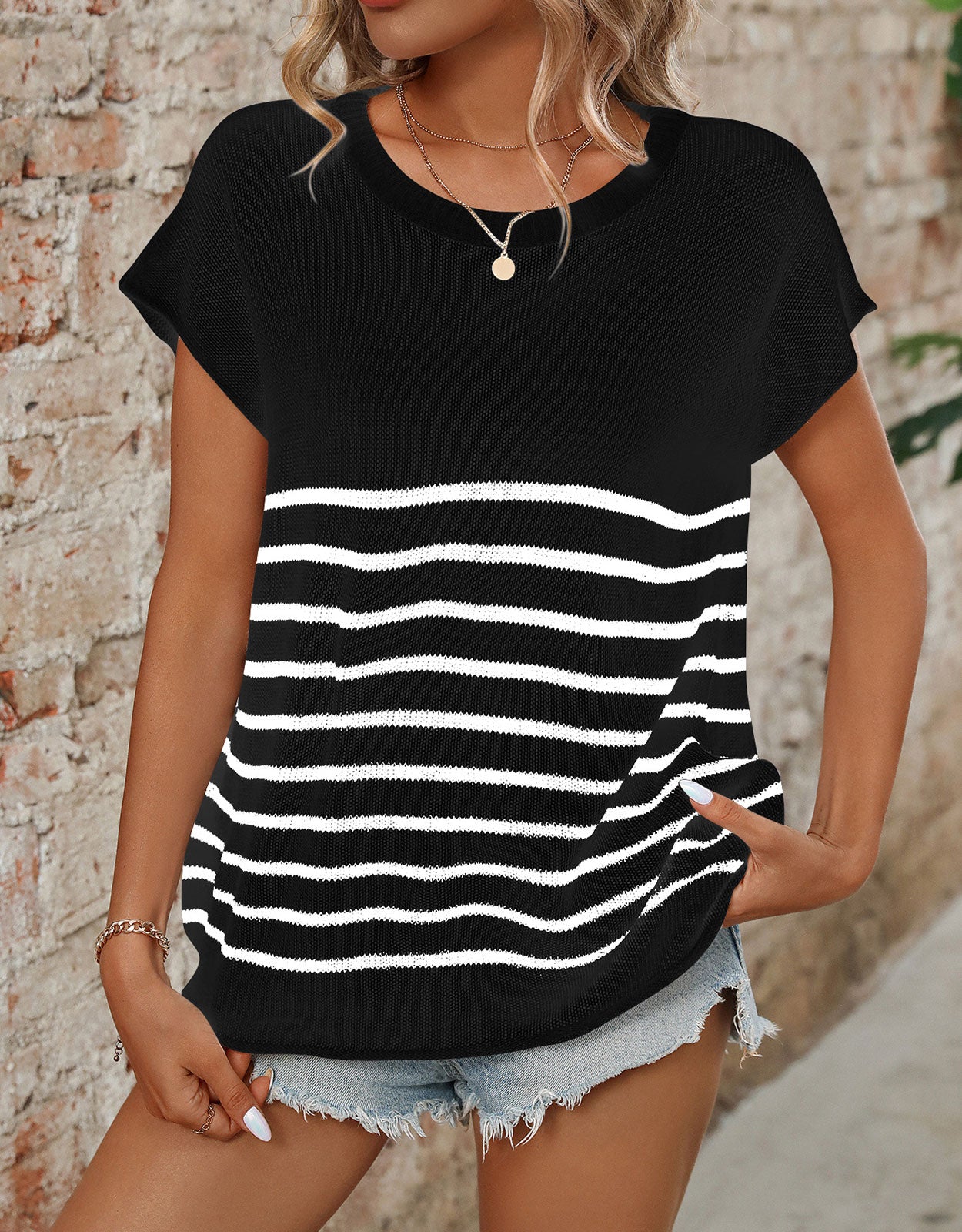 Striped Round Neck Short Sleeve Knit Top